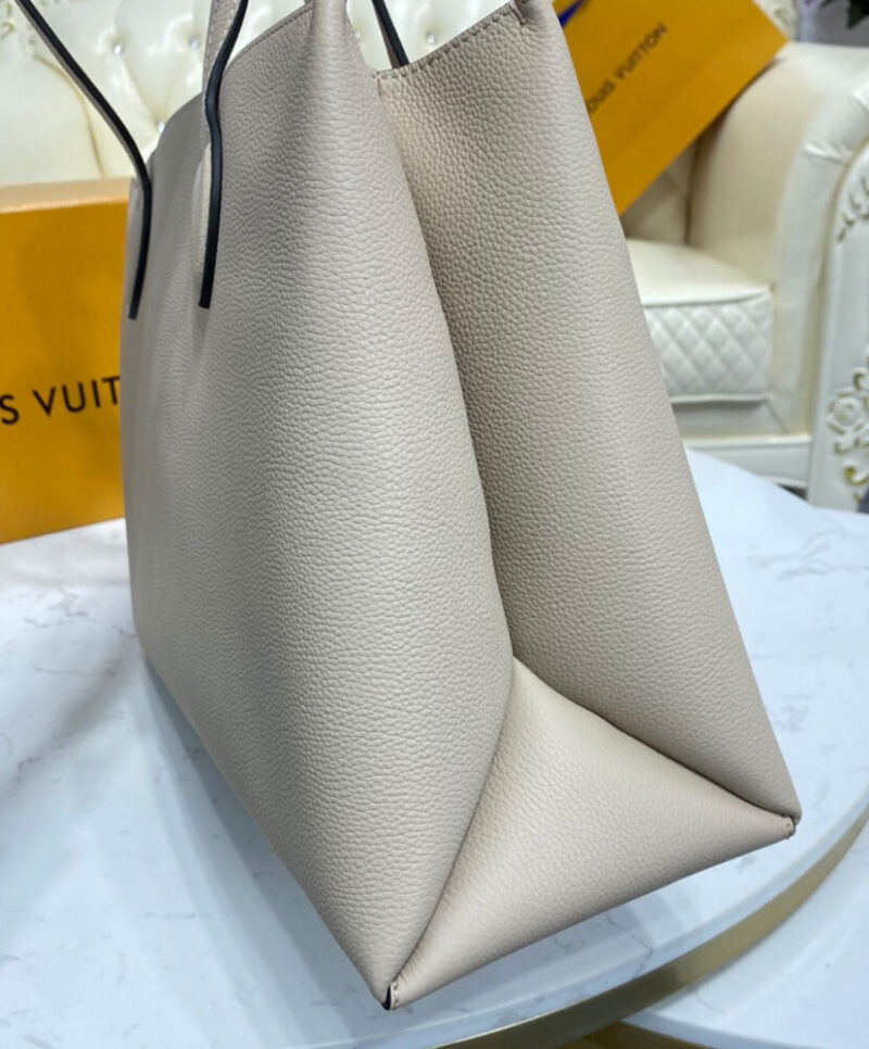 Louis Vuitton Lockme Shopper M57346